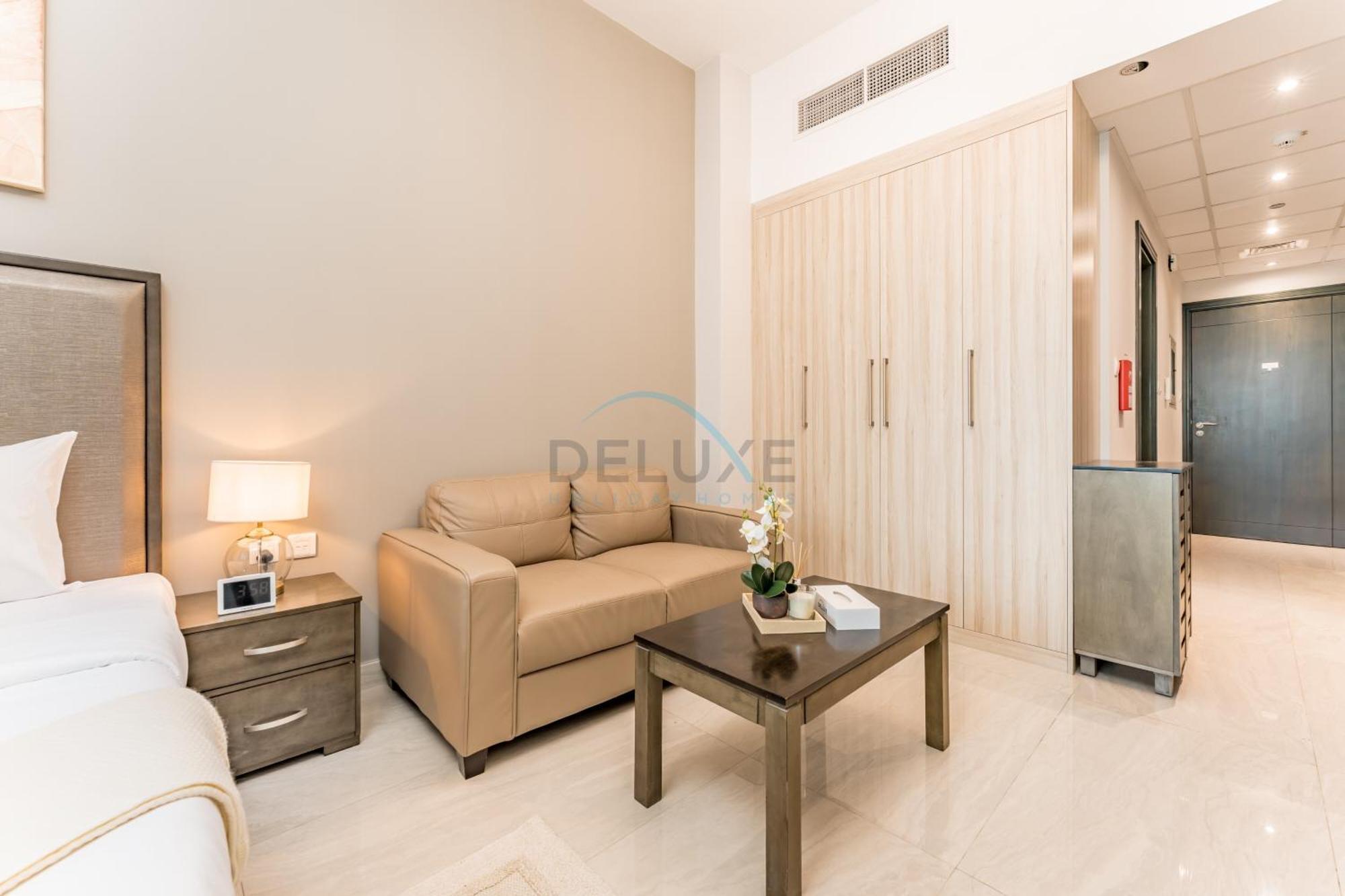 View Minutes To Burj Khalifa, Elite Business Bay By Deluxe Homes Apartment